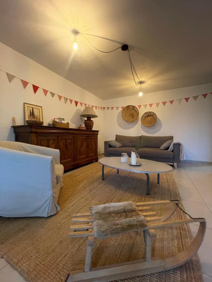 Ferme St Pierre Gite Autonome 2-4 Personnes Bed & Breakfast Chabeuil Bagian luar foto